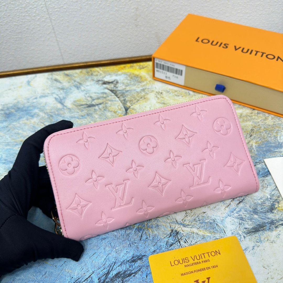 ルイヴィトン モノグラム エンボス ジッピーウォレット ラムレザー LOUIS VUITTON 長財布