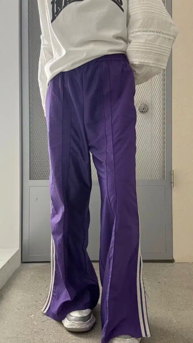 裾 スリット