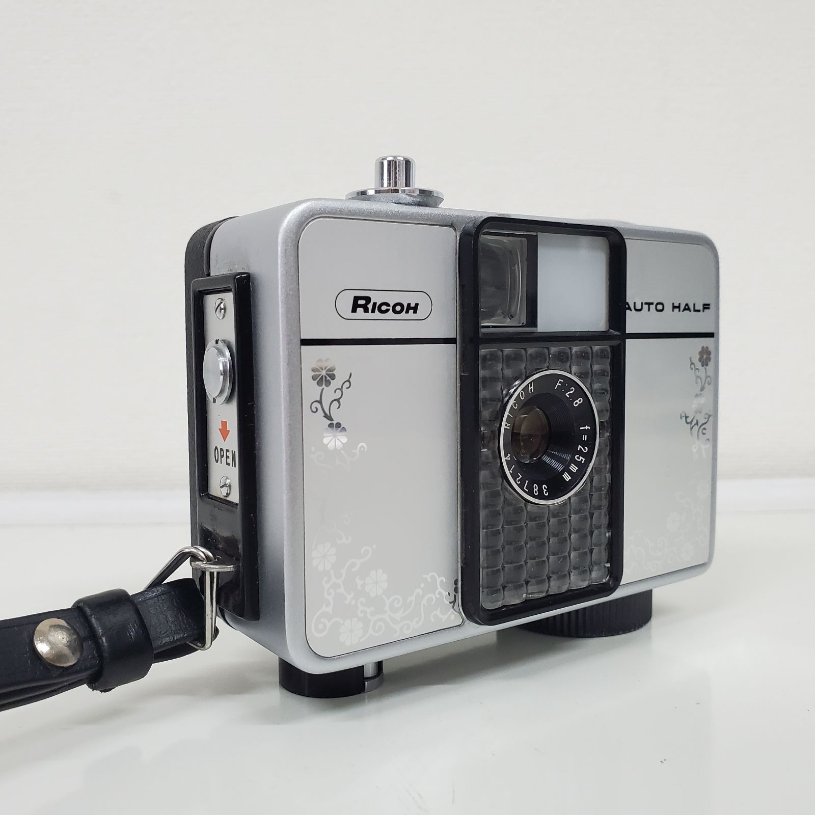 【極美品】リコーオートハーフＥ【作例付き】 極美品】リコーオートハーフE【作例付き】