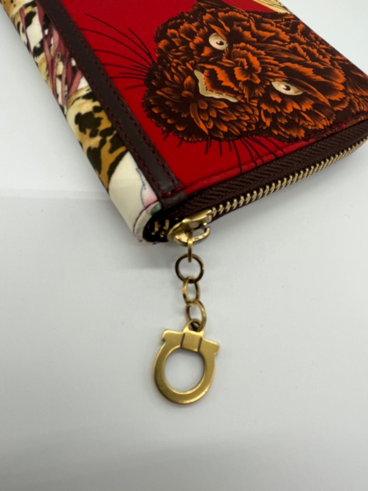 未使用】【希少デザイン】Salvatore Ferragamo アニマル 財布