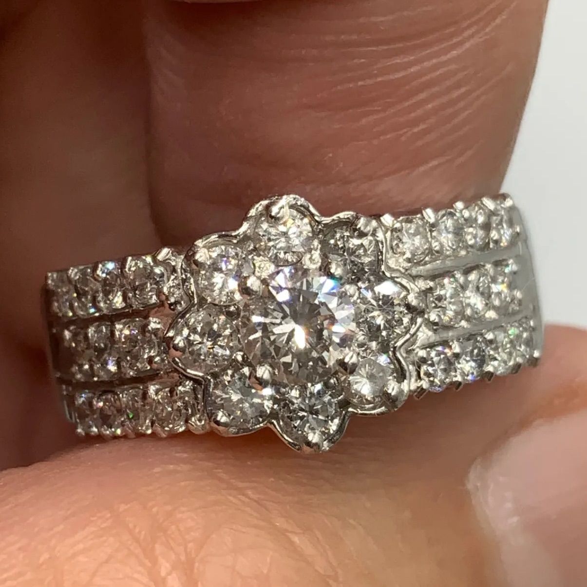 Pt900 プラチナ900 ハーフエタニティ 1ct ダイヤモンドリング 4.5g
