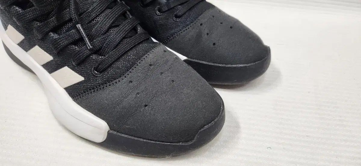 バスケットシューズ スニーカー