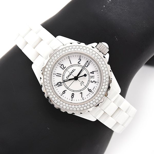 電池交換済 CHANEL シャネル J12 33mm 二重ダイヤベゼル H0967 ダイヤモンド デイト 200m防水 白 ホワイト CE セラミック SS ステンレス レディース クォーツ【6ヶ月保証】【腕時計】【中古】 coeuriche777_11706