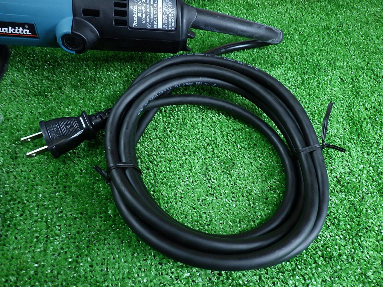 集じんカバー付ディスクサンダー