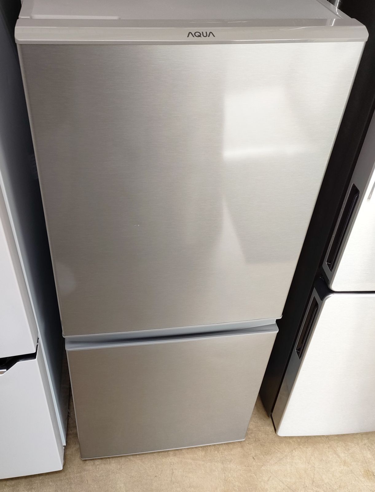 アクア AQUA 126L 冷蔵庫 家電 AQR-13K 美品 2021年製 - 冷蔵庫