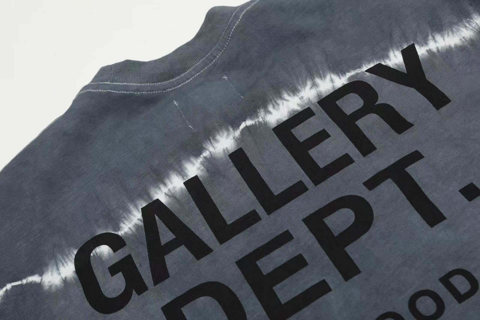 ロゴ ナソルTシャツ