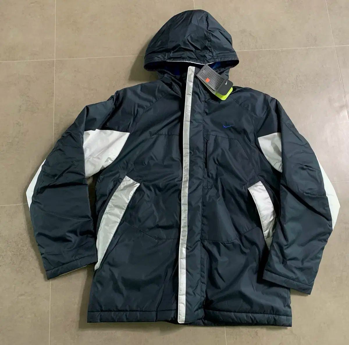 651 SHARP 一人暮らし向け ドラム式洗濯機 乾燥付き 7/3.5kg 651 SHARP