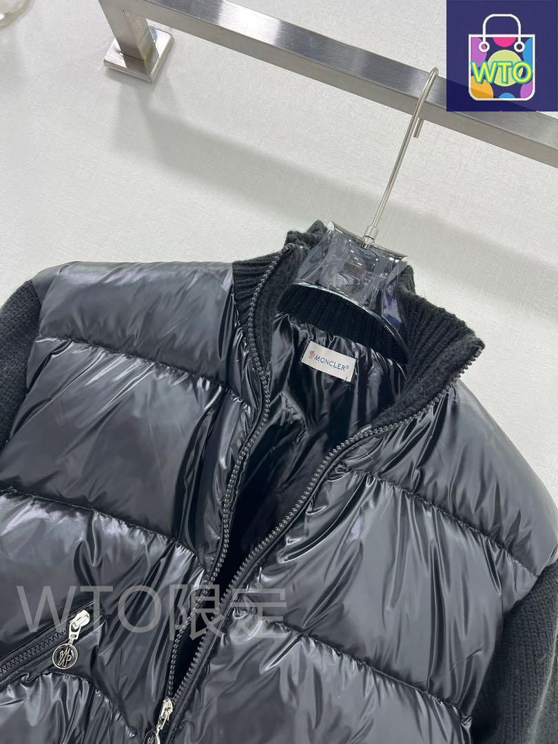 MONCLER リブ編み タートルネック×紺 ベージュ タートルネック MONCLER