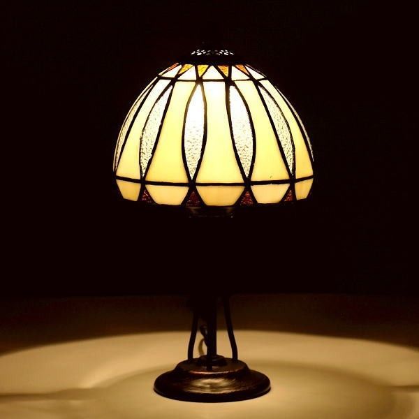 100％保証 ステンドグラス ランプ 照明 ランプスタンド テーブルランプ
