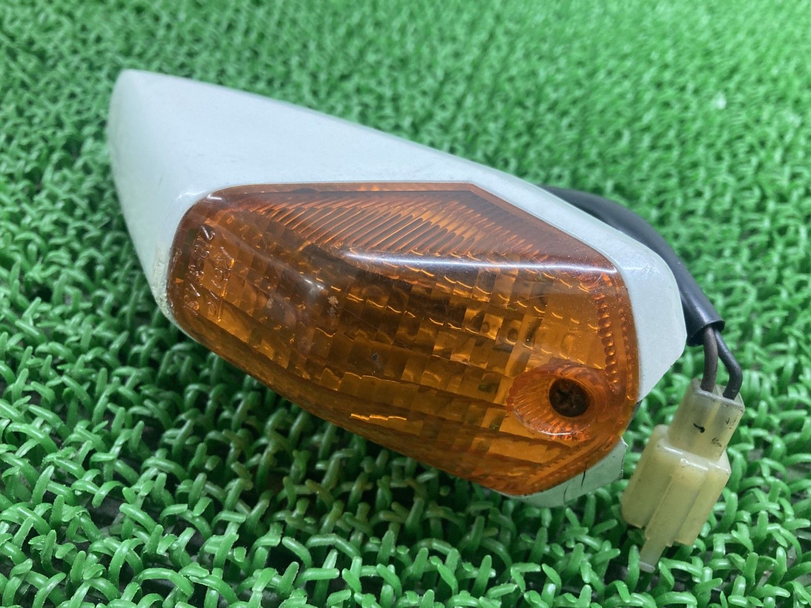 YAMAHA　TZR250　フロントウィンカー　　KITO　210-31431 YAMAHA TZR250 フロントウィンカー KITO 210-31431 YAMAHA