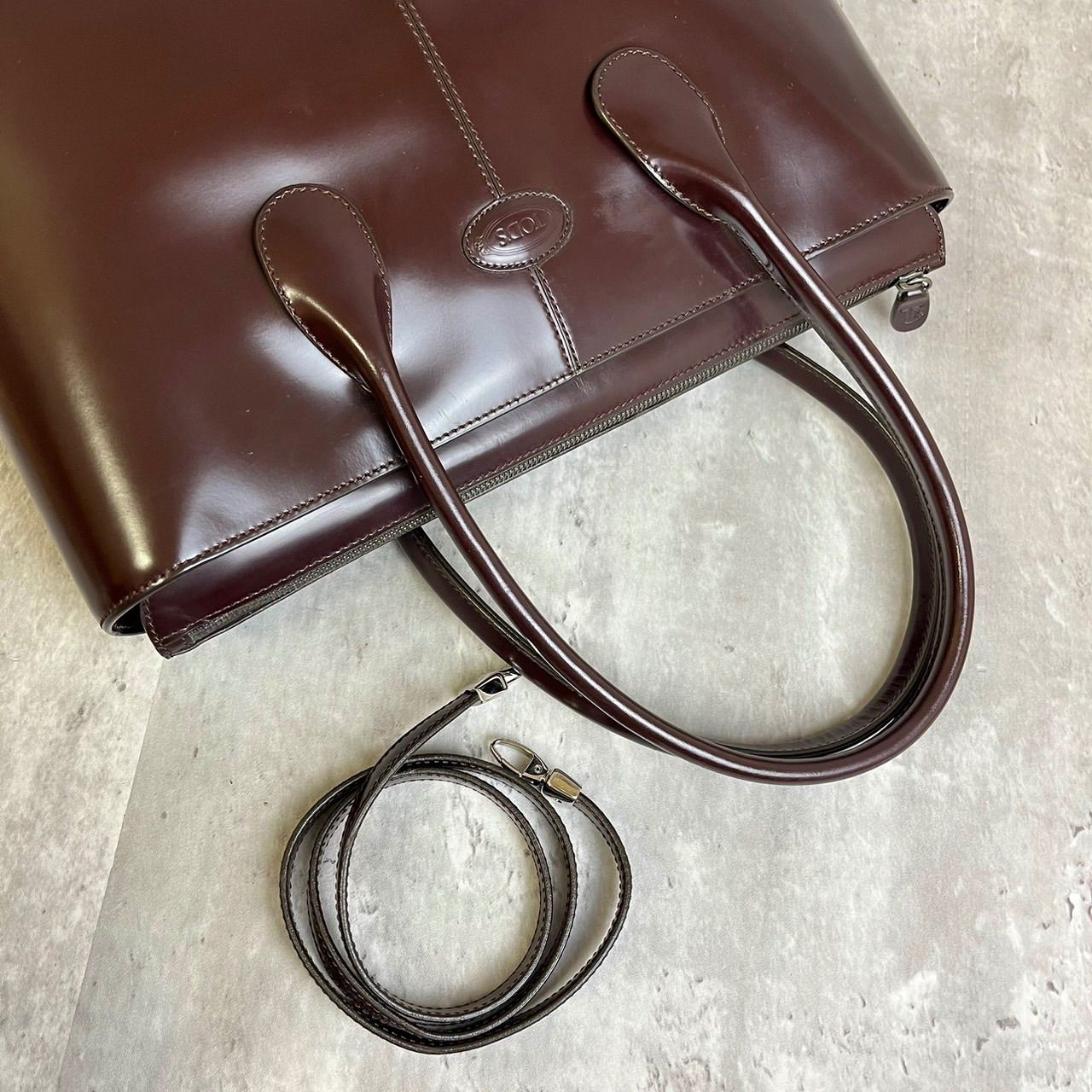 ✨美品✨ TOD