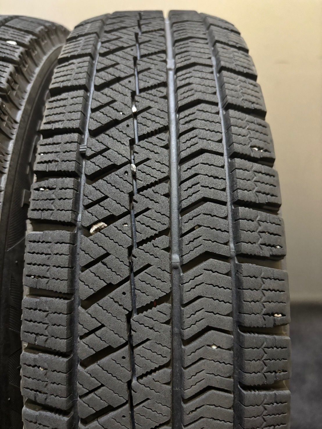 BRIDGESTONE VRX2