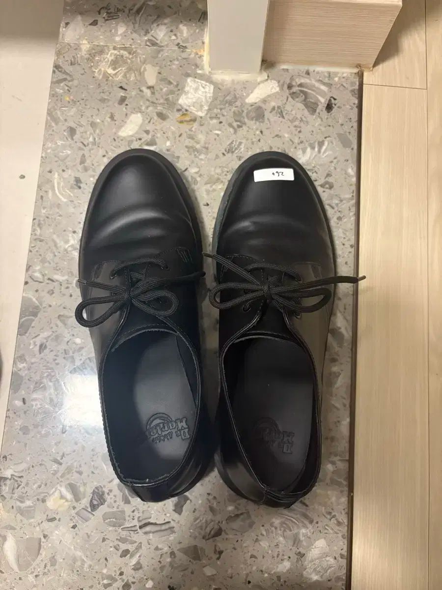 DR. MARTENS ドクターマーチン 14345