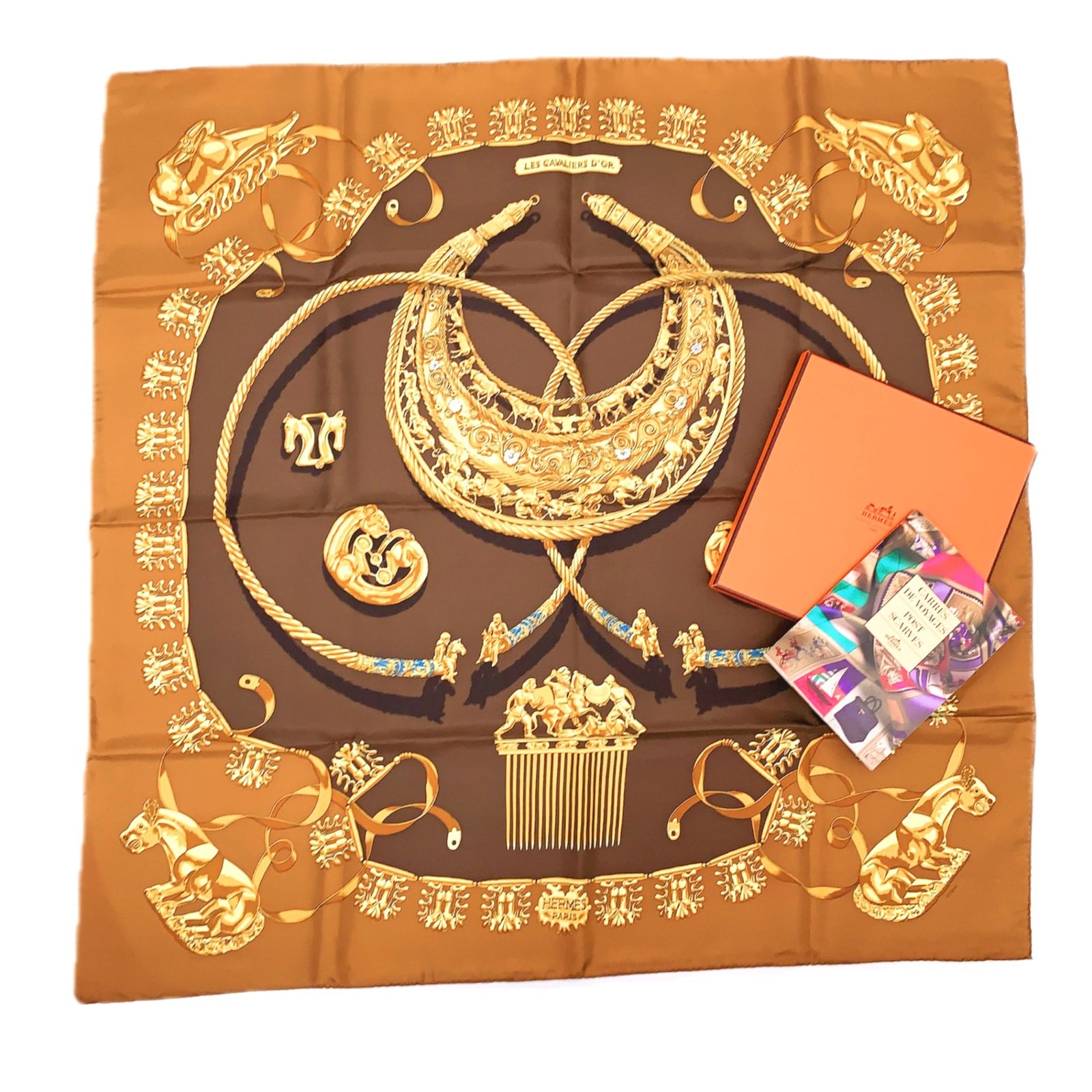 HERMÈS　エルメス　カレ90　黄金の騎士 激レア！HERMES カレ90LES CAVALIERS D'OR 黄金ノ騎士 HERMES】【LES