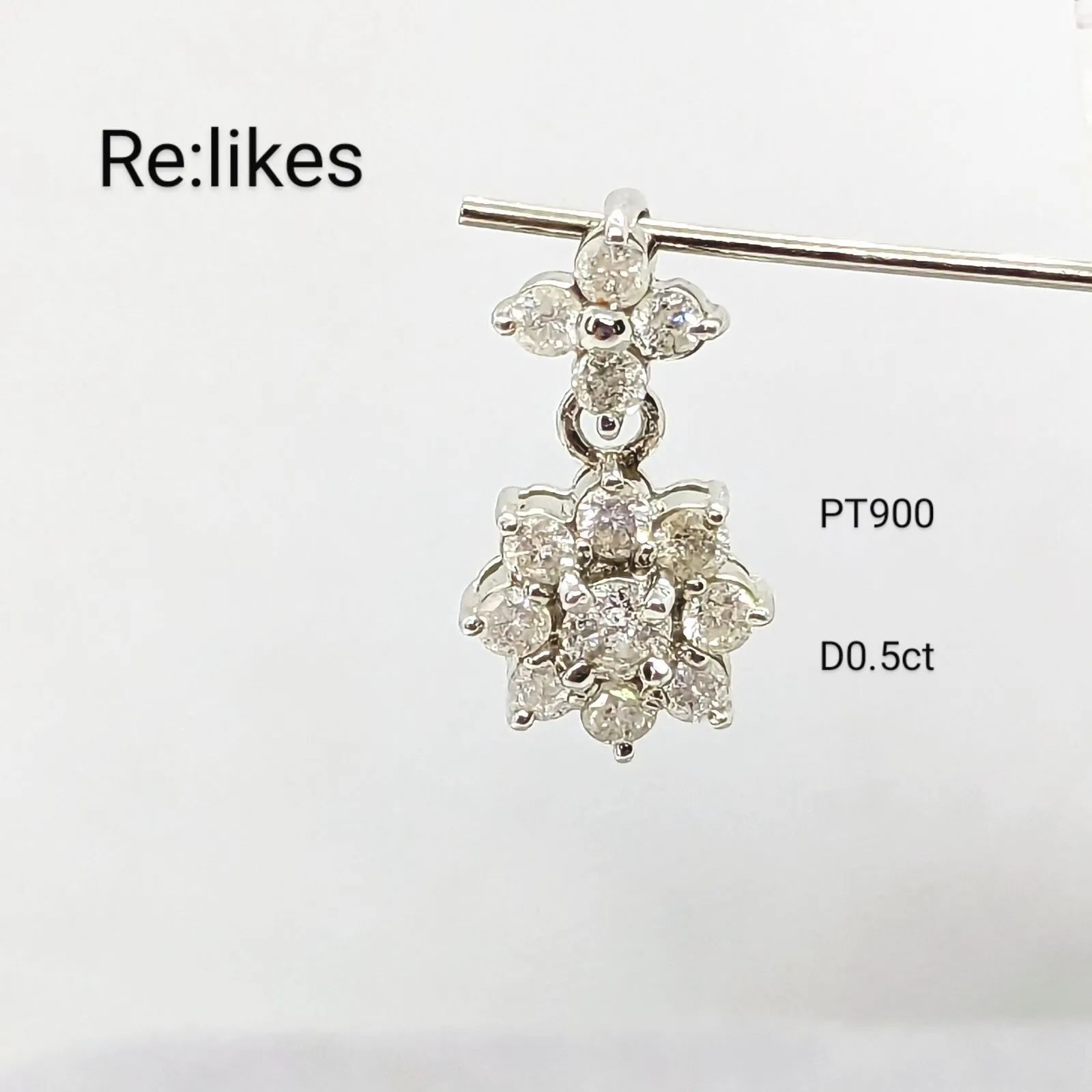 最安 美品 PT900 プラチナ D0.5ct 天然ダイヤ フラワー トップ