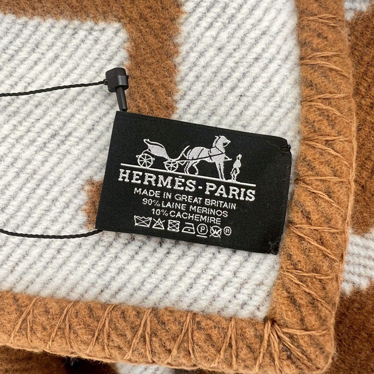 エクリュ キャメル