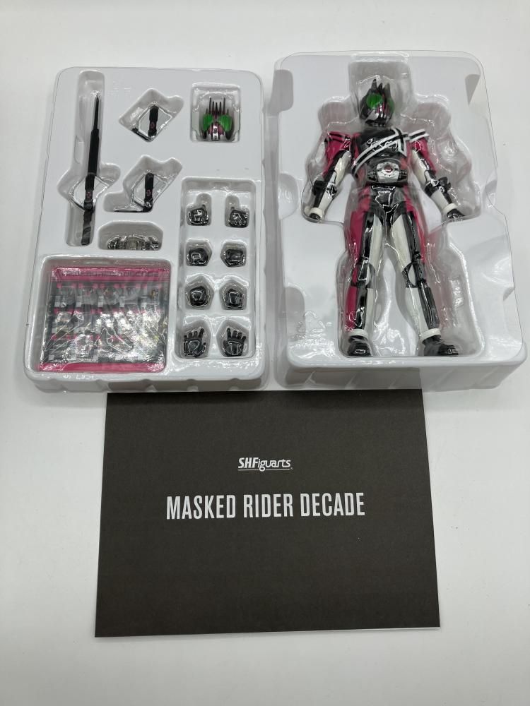 中古】S.H.Figuarts 仮面ライダーディケイド[90] - 通販の人気商品