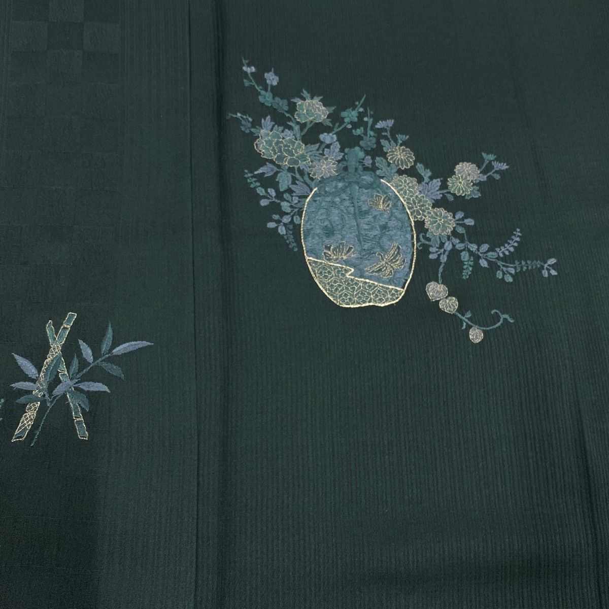 8424円から値引き中 着物 名品 袋帯 薄緑 草花 百合 金糸 箔 唐織 六通 正絹 8424円から値引き中 ◇ 着物 美品 名品 袋帯 薄緑 鳥喰い鳥