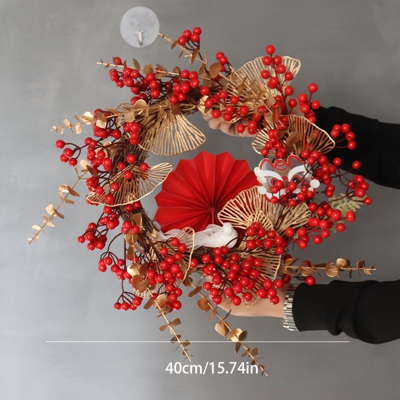 リース ヴィンテージ風 新年リース 赤と金のベリー付き 新年の装飾 壁掛け ハッピーニューイヤー 2025 開運 めでたい いちょうの葉 白い鳥 幸運 赤 金 ゴールド レッド