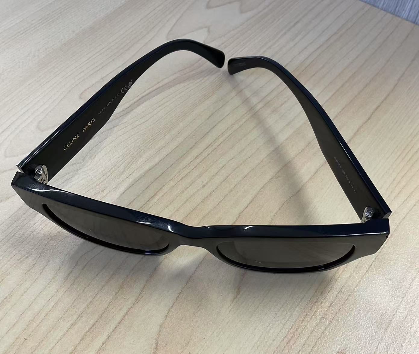 中古美品正規品 CELINE セリーヌ CELINE Monochroms 01 Sunglasses
