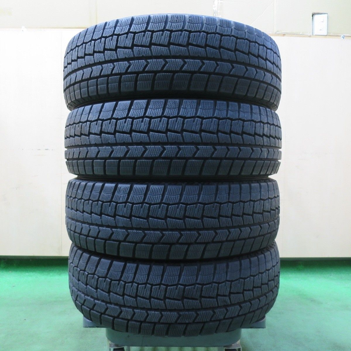 バリ溝！21年！9.5分☆スタッドレス 185/65R15 ダンロップ ウインター 