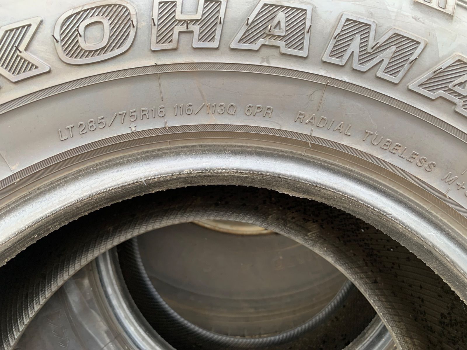 ヨコハマ GEOLANDAR M T LT285 75R15