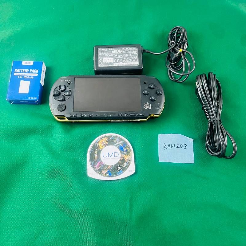 KAN203 本体ソフトセット SONY PSP モンスターハンターポータブル 3rd ハンターズモデル ソニー プレイステーションポータブル PS playstation モンハン MH3 本体 ソフト バッテリー ケーブル類 セット デザイン