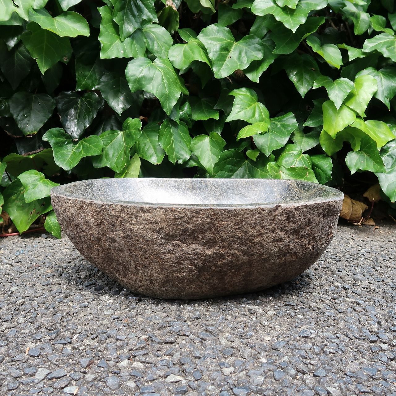 靴脱石 青石 （沓脱石（天然御影石・青系）の販売ページです。）
