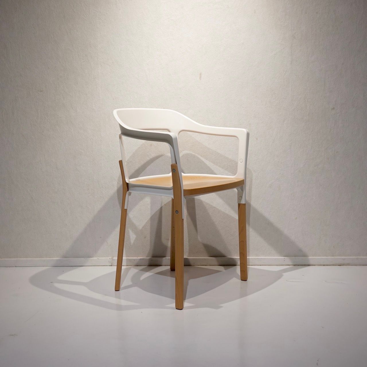 Magis マジス STEELWOOD CHAIR スティールウッドチェア ダイニングチェア アームチェア 椅子 チェア 北欧 モダン ナチュラル デザイナーズ