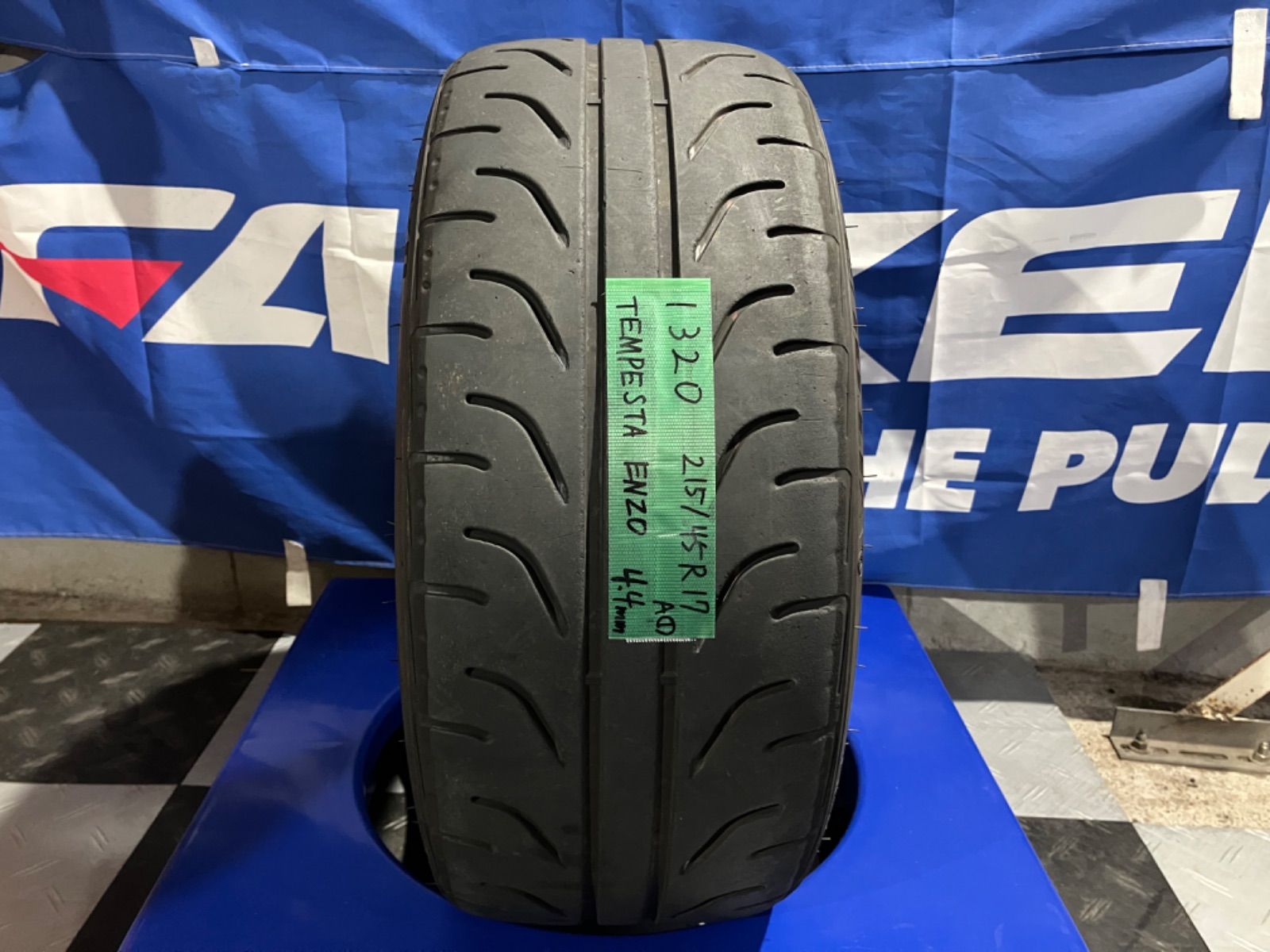 215/45R17 TEMPESTA ENZO V-03R 中古タイヤ2本 - 横浜のタイヤ専門店