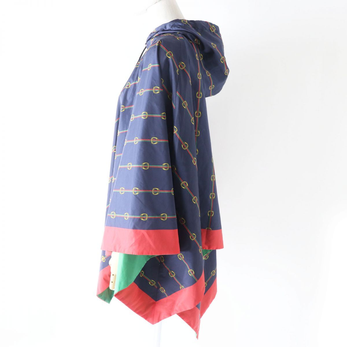 GUCCI シェリーライン フード ポンチョ レインコート GUCCI - GUCCI adidas リバーシブル ケープコート ユニセックス