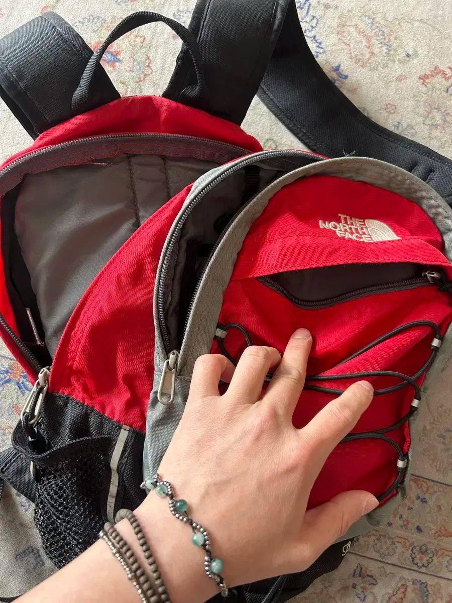 NORTH FACE