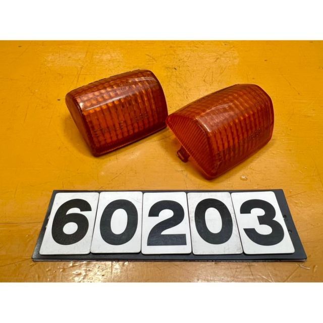 割引SALE中!! 60203 中古 HONDA ホンダ CBR400F ウインカーレンズ　2個