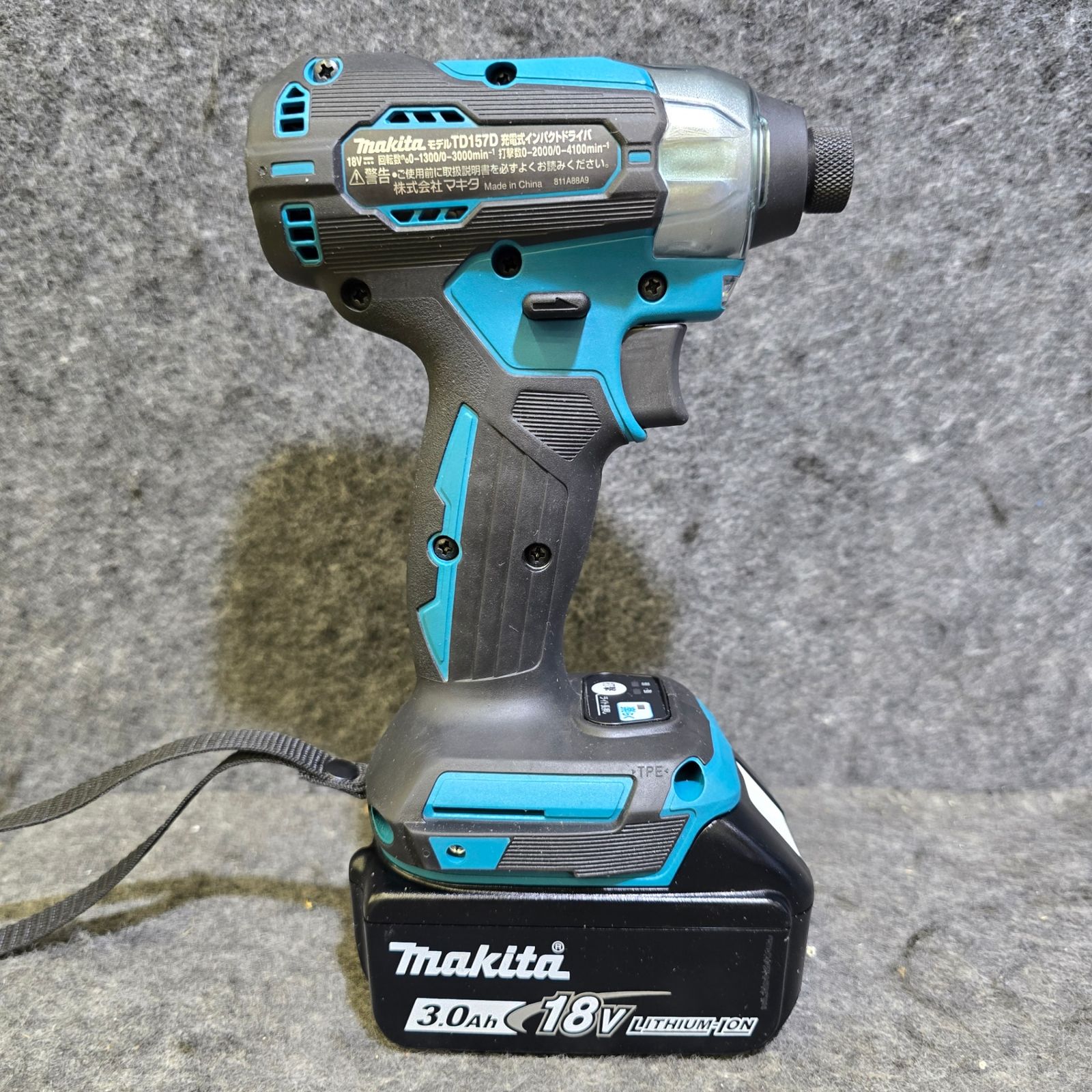 18V 3.0Ahバッテリ付き マキタ makita コードレスインパクトドライバー TD157DZ 桶川店