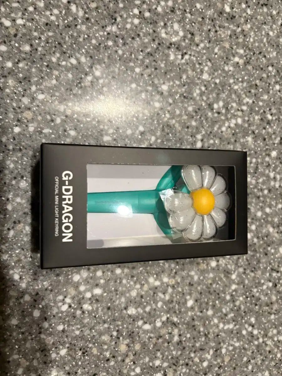 G-DRAGON(ジードラゴン) ライト キーリング ミント G-DRAGON OFFICIAL