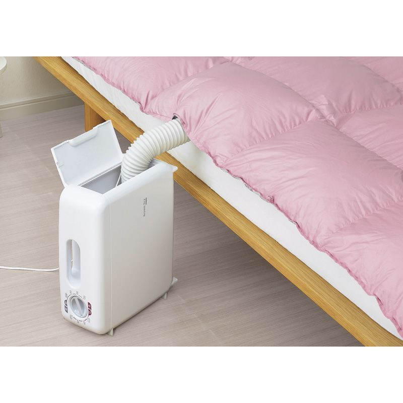 ツインバード さしこむだけのふとん乾燥機 FD-4149 W