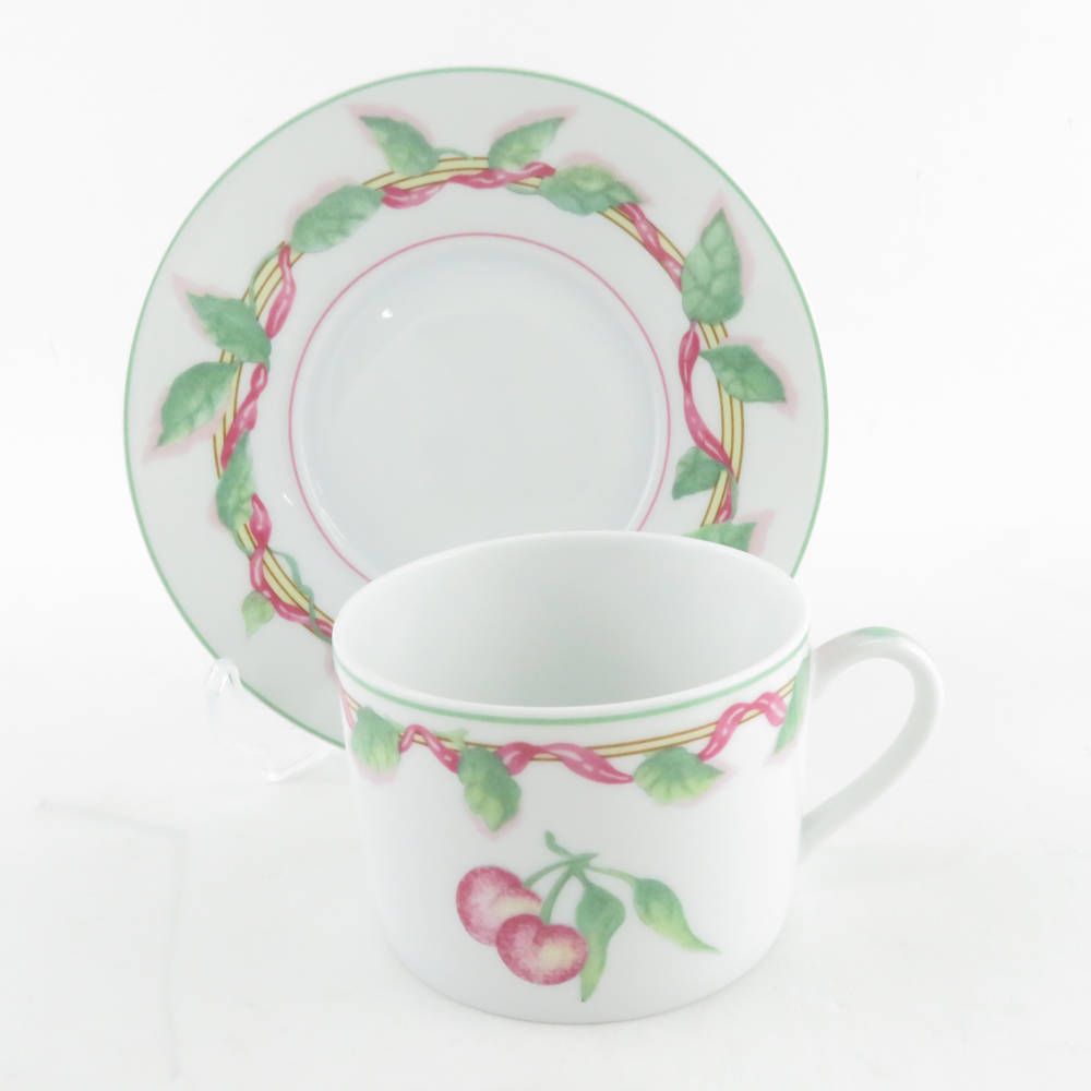 美品 BERNARDAUD LIMOGES ベルナルドリモージュ Feuillantine フィヤンティーヌ ティーカップ＆ソーサー 中皿 2点  トリオ1セット 桃 廃盤 ケーキ コーヒー SU5980D - メルカリ