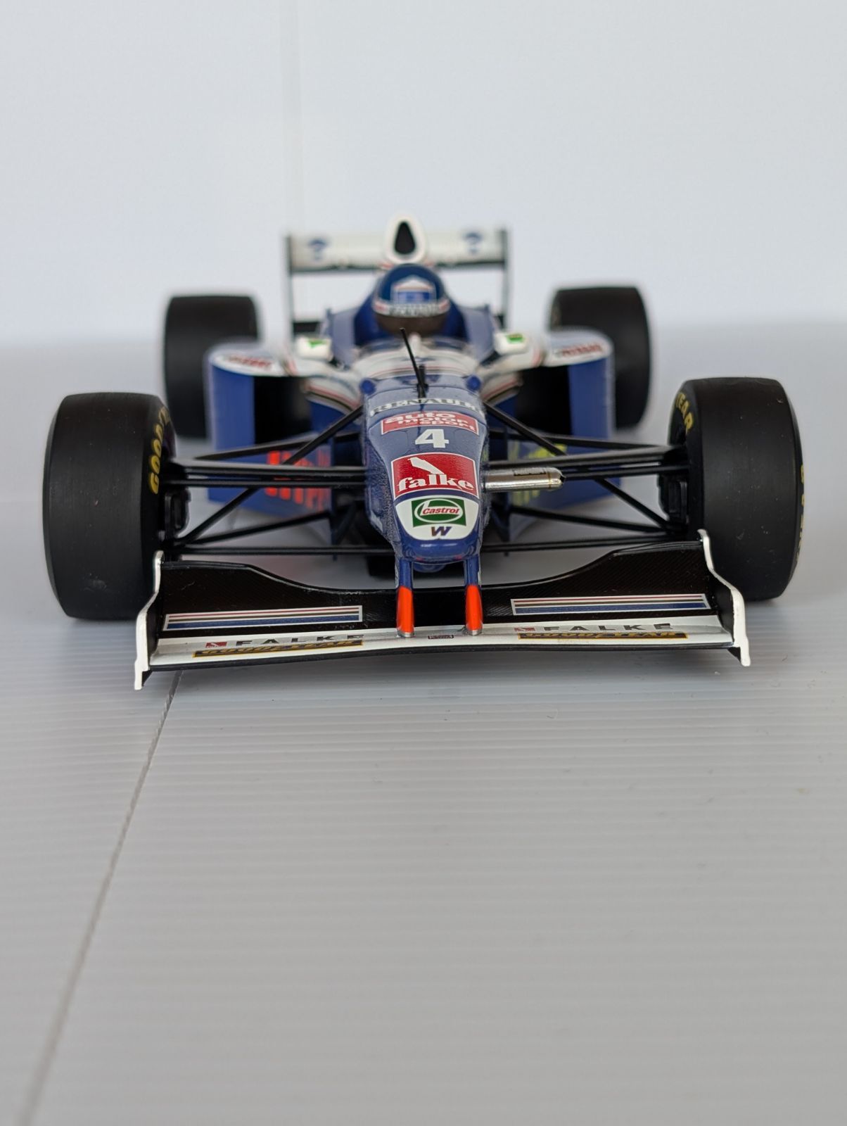 初優勝マシン 1/18 ミニチャンプス ウィリアムズFW19 ハインツ