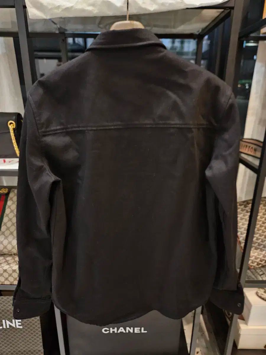 純正品| 品質 ami アミ スモール ハート デニム シャツ ジャケット 黒 42 サイズ