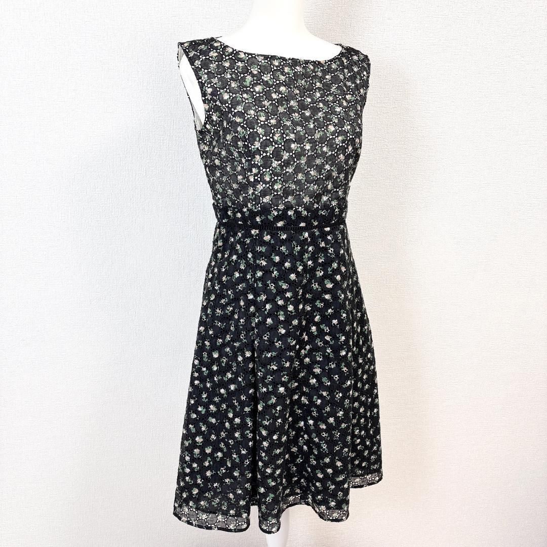 TOCCA ノースリーブワンピース 4 ブラック 小花柄 花柄