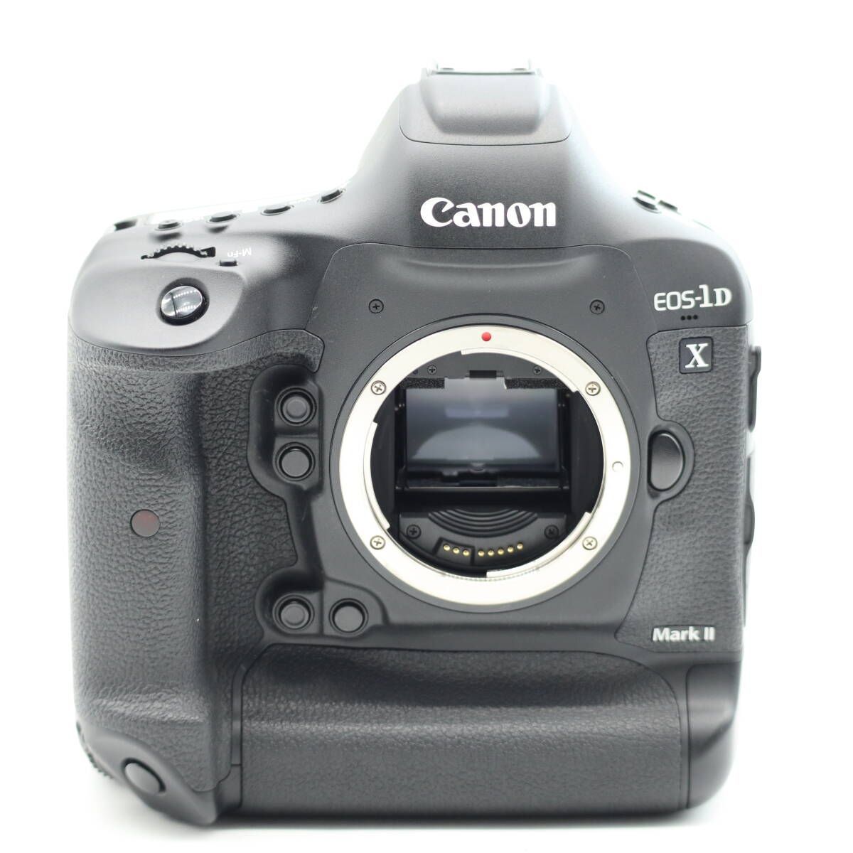 Canon EOS-1D X Mark Ⅱシャッター6,000回以下! Canon EOS-1D X Mark Ⅱシャッター6,000回以下!