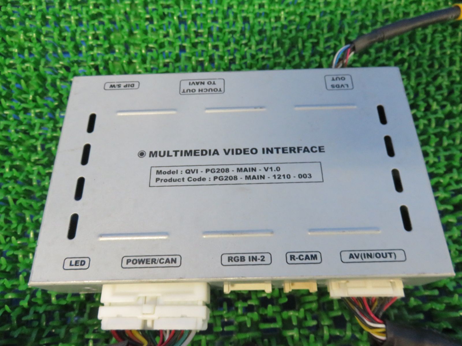 SFC2375 車載用 マルチメディア ビデオ インターフェース BMW E93 ベンツ BENZ