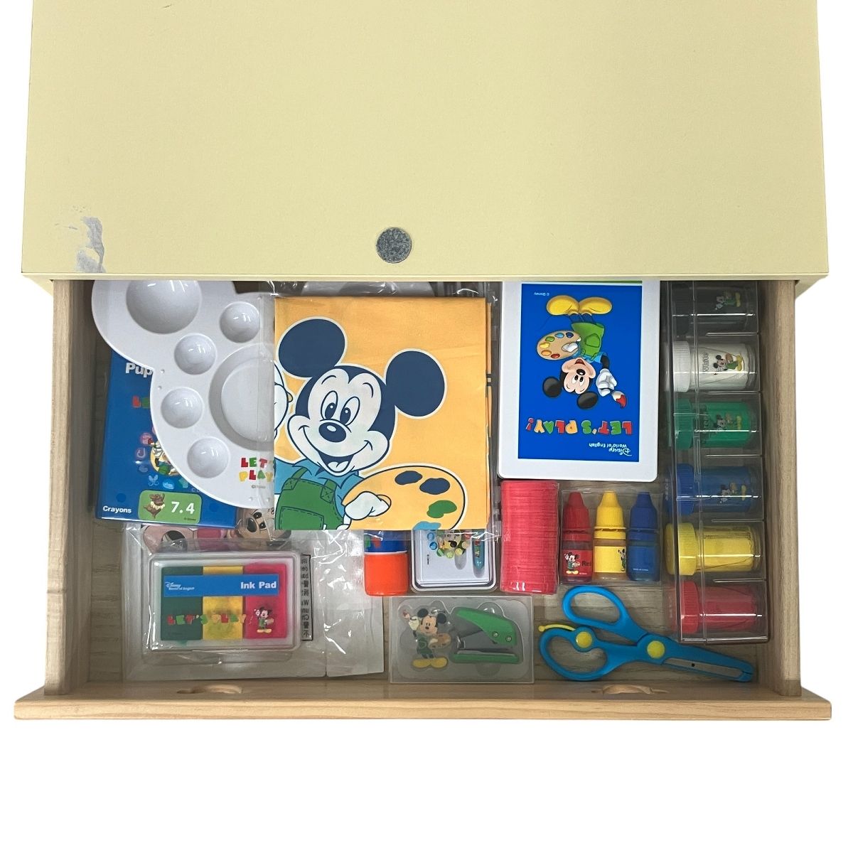 最新版 ブルーレイ DWE レッツプレイ Disney 最新レッツプレイブルーレイ+ガイド 2024年10月購入 新品