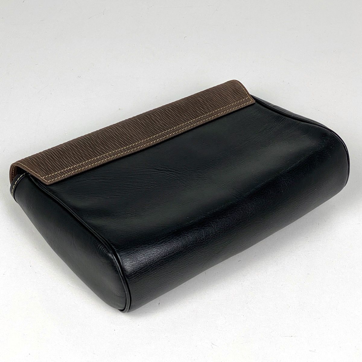 ロエベ LOEWE ベラスケス セカンドバッグ ツイスト クラッチバッグ セカンドバッグ レザー ブラック ブラウン レディース