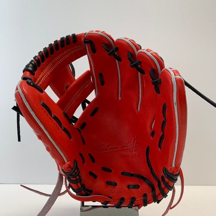 中古品 ウィルソン Wilson ウィルソンスタッフ 内野手用グローブ コユニ 4947 中古品 ウィルソン Wilson ウィルソンスタッフ 内野手用グローブ