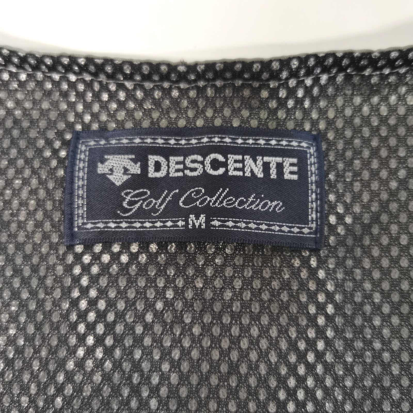 DESCENTE デサント アウター 機能性ベスト マジックテープ式 肩開閉 中 