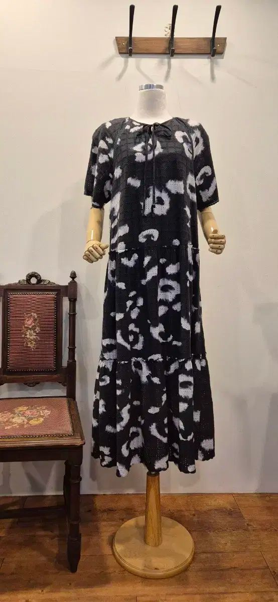 BERENICE 55 パターン アイレットパンチング ワンピース