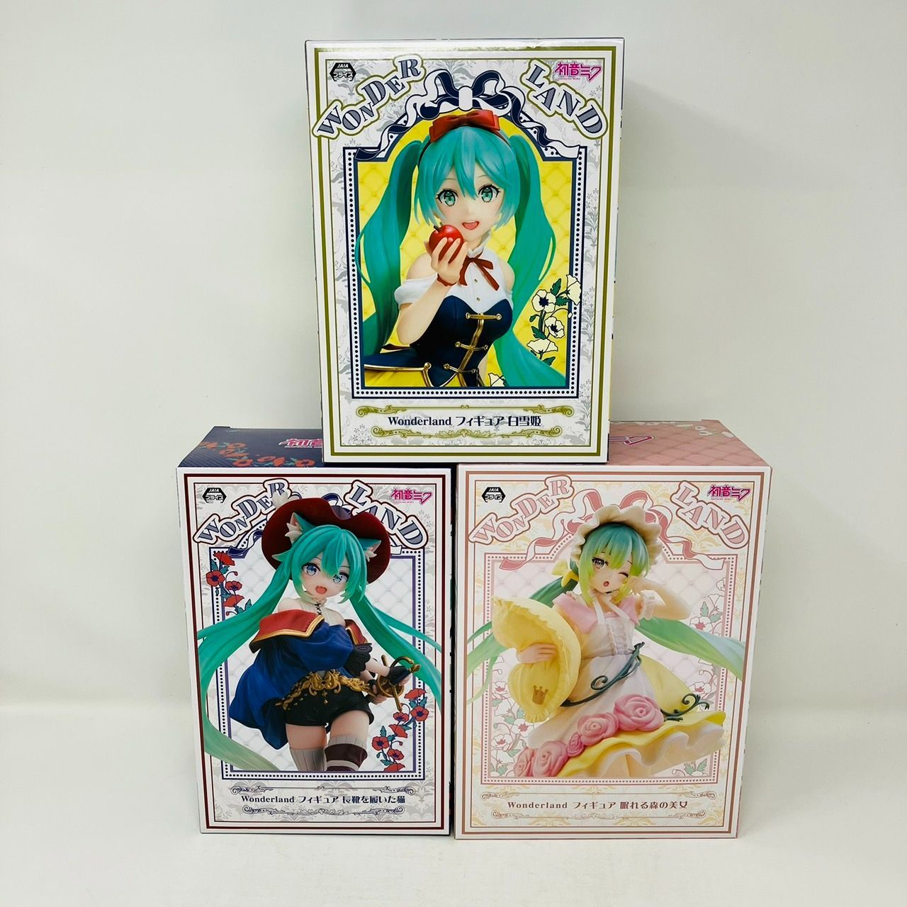 【初音ミク　Wonderland　眠れる森の美女　フィギュア】3点セット プライズ】初音ミク Wonderland フィギュア 眠れる森の美女 - 柳