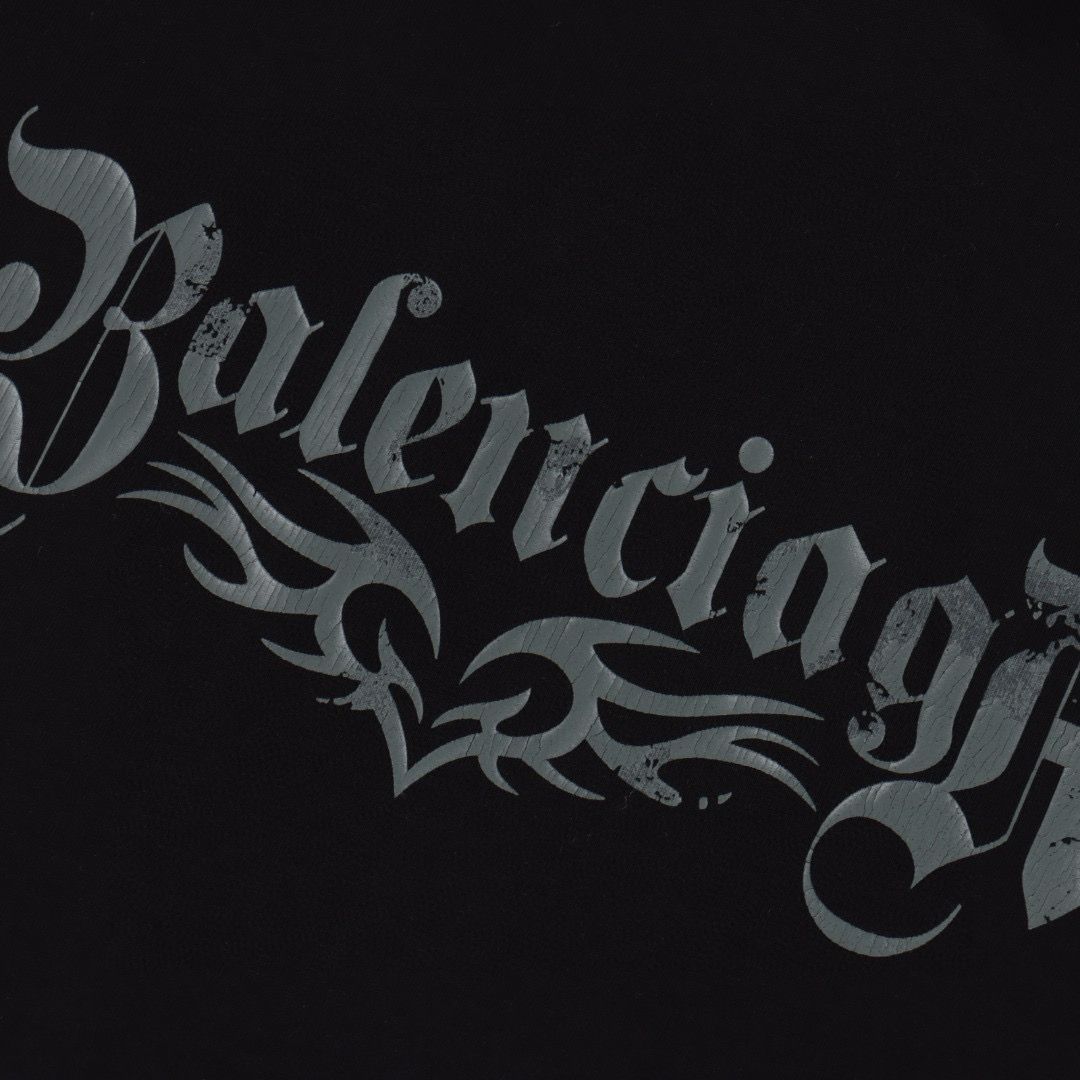 BALENCIAGA ファッションロゴ半袖Tシャツ