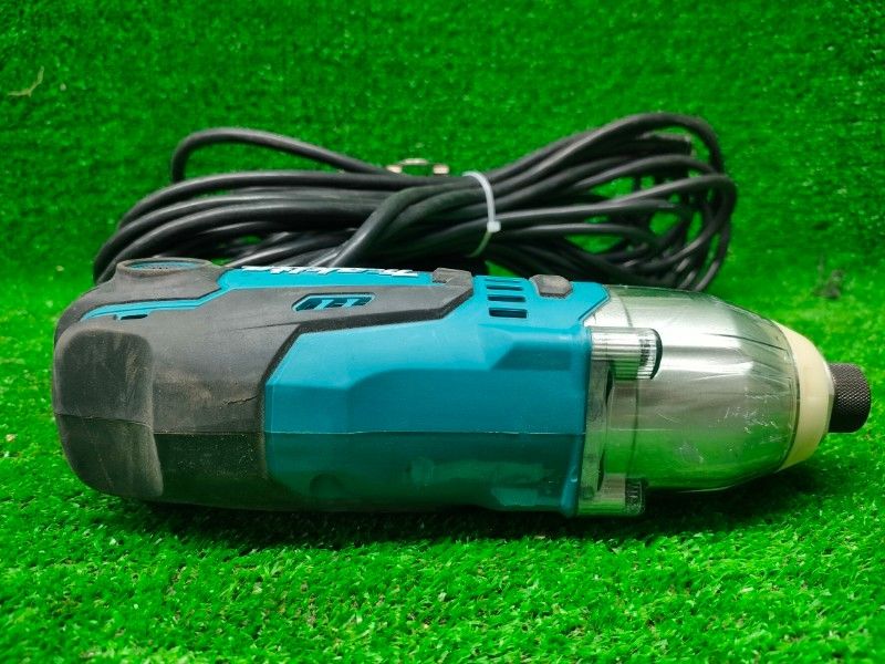 マキタ インパクトドライバ TD 0220 モータ異音も軸ブレもなし グラインダー 持ち運びケース